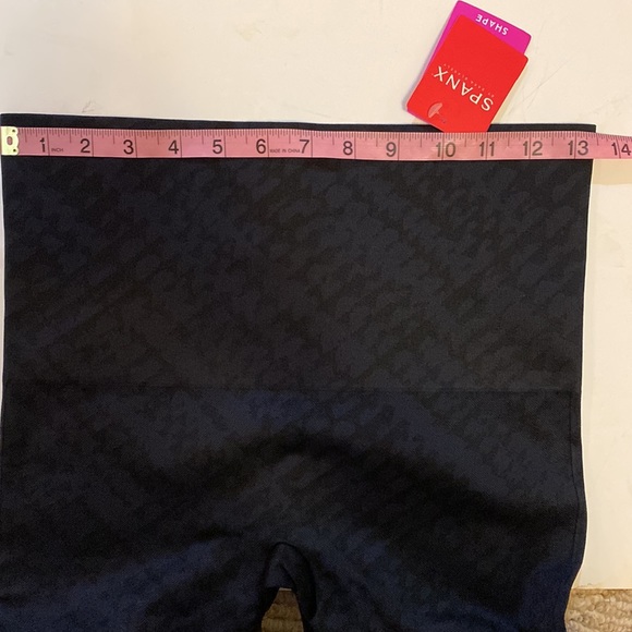 Spanx Navy Tread Seamless Camo Leggings, XLarge - Picture 9 of 11